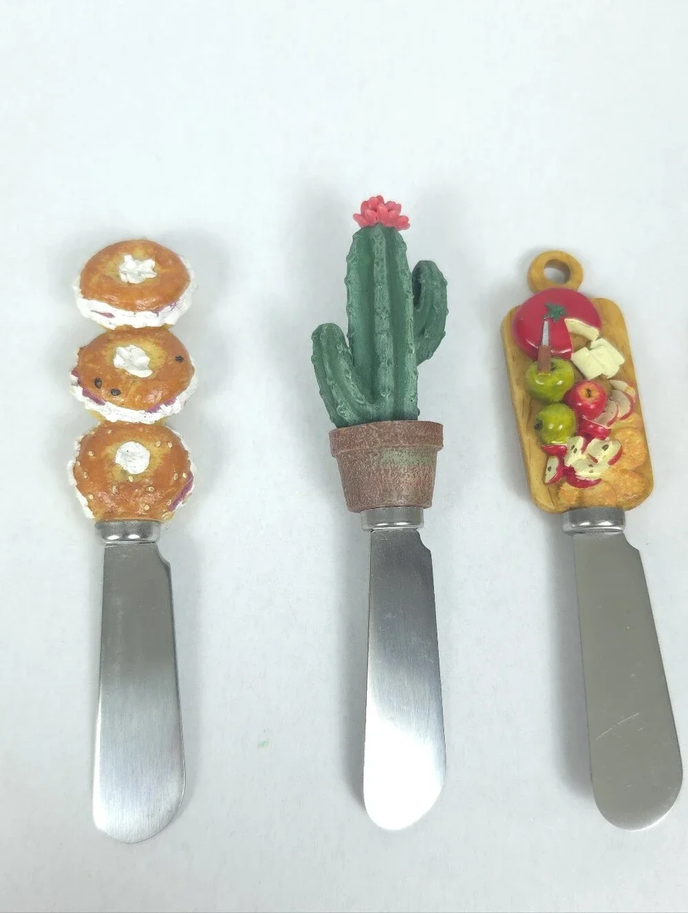 Lot of 5 Cheese Butter Spreaders Boston Warehouse Fruits Cheese Cactus Bagel